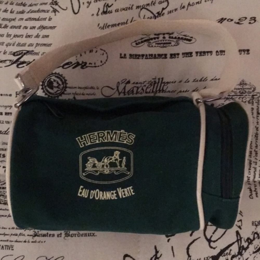Hermès

Travel bag